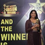 Brigida Instagram - @edison_awards 🥇💕 Got “Dynamic performer of the year ” for #iravinnizhal #chilakkamma Wearing : @kiarainchennai