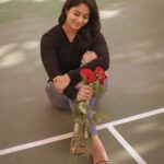Brigida Instagram - POV: Give me fresh Flowers & old Love🌹 📸 - @you_and_i_studios Shot - @brigida_saga 💫 #valantinesday #valentines #valentine #love #rose #roses #fashion #lifestyle #fashionshoot #actor #actress #tamilcinema #kollywood #cinema #art #artist #artistsoninstagram #asethetic #loveislove #roses #redrose #sunset #dusk #portrait #portraits #brigida #movies #photography #photoshoot #photooftheday #youandistudios