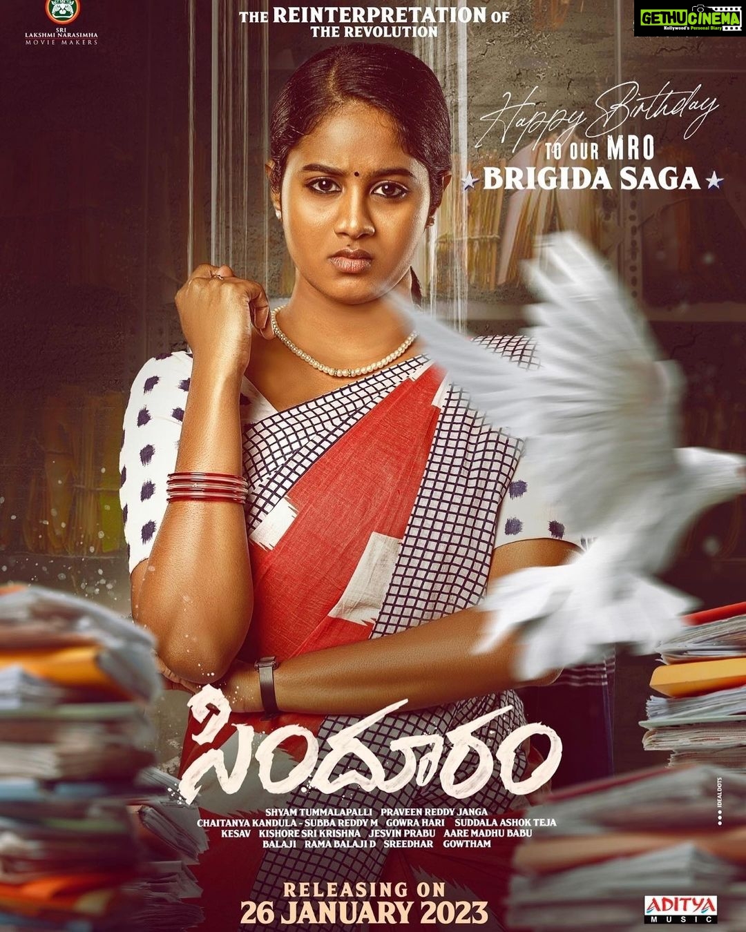 Brigida Instagram - Thank u team! ♥️♥️♥️ #sindhooram @sivabalajimanoharan @1ndonlydharma @praveenreddy.janga @shyam_tummalapalli @gowra_6 @editor_jesvinprabu @abhayjodhpurkar @rama_balaji @chaitanyakandula @subbamandepudi @slnmoviemakers