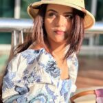Chaitra Reddy Instagram - Travel is an investment on yourself ..! This was a picture taken , before my beautiful Yatch ride 😍 My travel partner: @touronholidays Photography: @actor_avinash_official