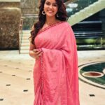 Chaitra Reddy Instagram - This beautiful saree is from @selaiyum_ravikaiyum ..! I badly wanted to post and give a shout out to my dearest akka @yamuna__chinnadurai her styling and taste is so elegant…! Do check out the page for more beautiful collection ❤️ And meet this cutieee @madhumitha.h_official 🙈 always the cutest 😍