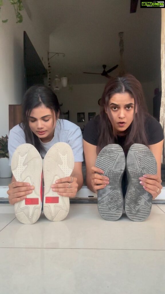 Chaitra Reddy Instagram - How we workout …! Confuseeeeee…!
