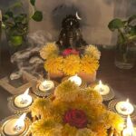Chaitra Reddy Instagram – 18•2•2023
For the first time I was under full Shivaratri vratha which gave me immense joy celebrating..! So much of peace and enlightenment ✨
After my work travelled to Thiruvannamalai , walked for 16kms – was up the whole night , had a great dharshanam at the temple the next day ..! 
Had my friends who accompanied me ..! Thank you so much for being there for me ..! ❤️ @deepak_durai_photography @akshitha_ashok__ ..! (Did wonders for the first time ever she was fasting and walked along with me for 4 hours altogether) 😂 
#gratitude #mahashivratri #omnamahashivaya Thiruvannamalai,tamilnadu