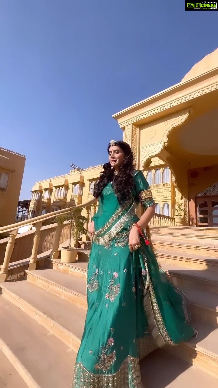 Charu Asopa Instagram - Outfit- @gaba_creation_byanjalisharma Makeup- @jass_makeover06 Photography- @memories_photography._ Jewellery- @vivahbridaljewellery93