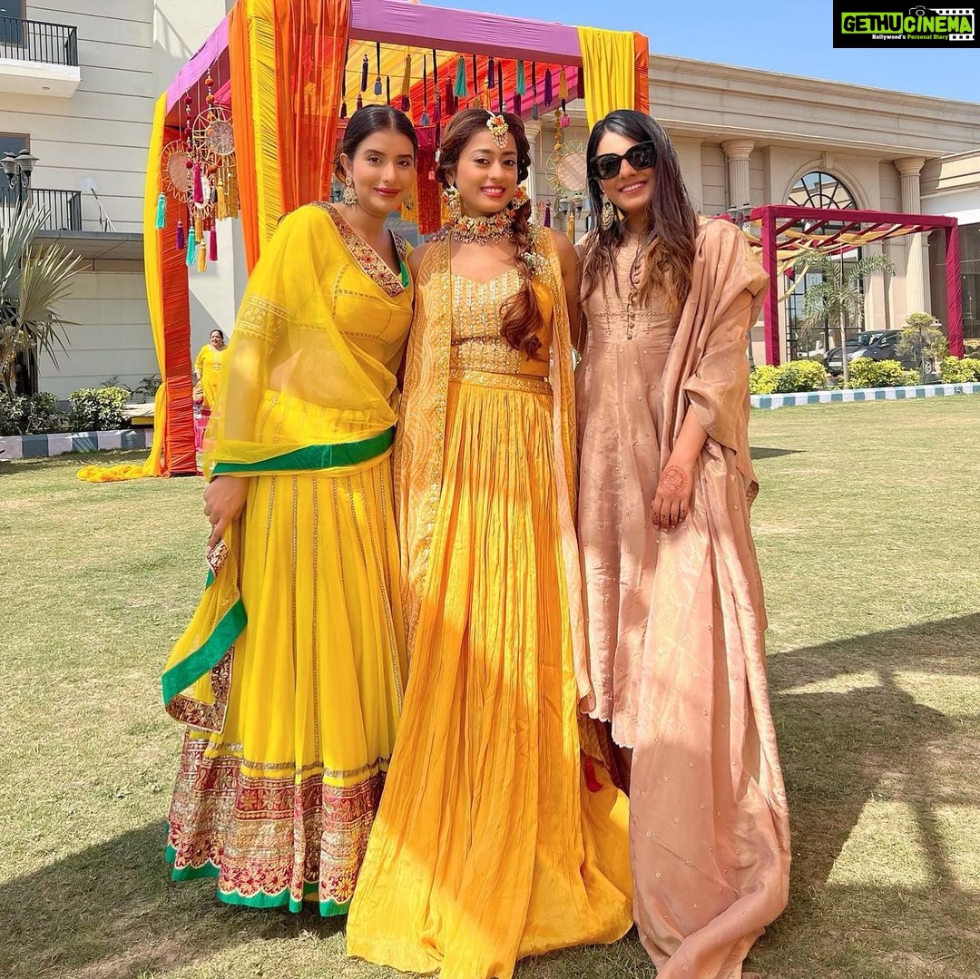 Charu Asopa Instagram - Haldi ceremony #ribbhukikirti