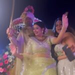Charu Asopa Instagram - Dost ki baraat…💃😍🧿 #ribhukikirti ❤️ @ribbhu.mehra_djribz @kirtidamistry_official @kriplanijuhi