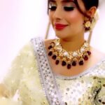 Charu Asopa Instagram - Makeup collaboration through @ishreen_vadi Makeup- @divasbydivya Outfit- @shilpsaxena