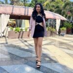 Charu Asopa Instagram - Caption this… styled by @shilpsaxena
