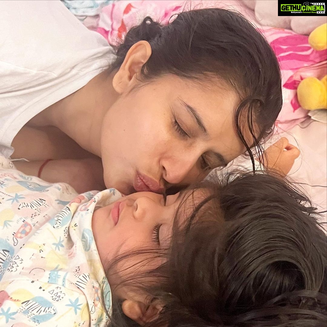Charu Asopa Instagram - Happy Mother’s Day to all the beautiful mothers out there. All of you are amazing ❤️ #hatsofftoallthemoms