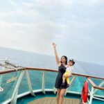 Charu Asopa Instagram - @cordeliacruises 🚢👩‍👧