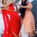Charu Asopa Instagram - Note chapan ki machine aaj paisa Mila humko 🤪