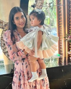Charu Asopa Instagram - 👩‍👧 The Westin Mumbai Garden City