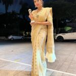 Charu Asopa Instagram - Thank you #nationalgloryaward So today on Ziana’s 11 month bday I got this award of glorified woman of the year 2022 . This one is very special ❤️