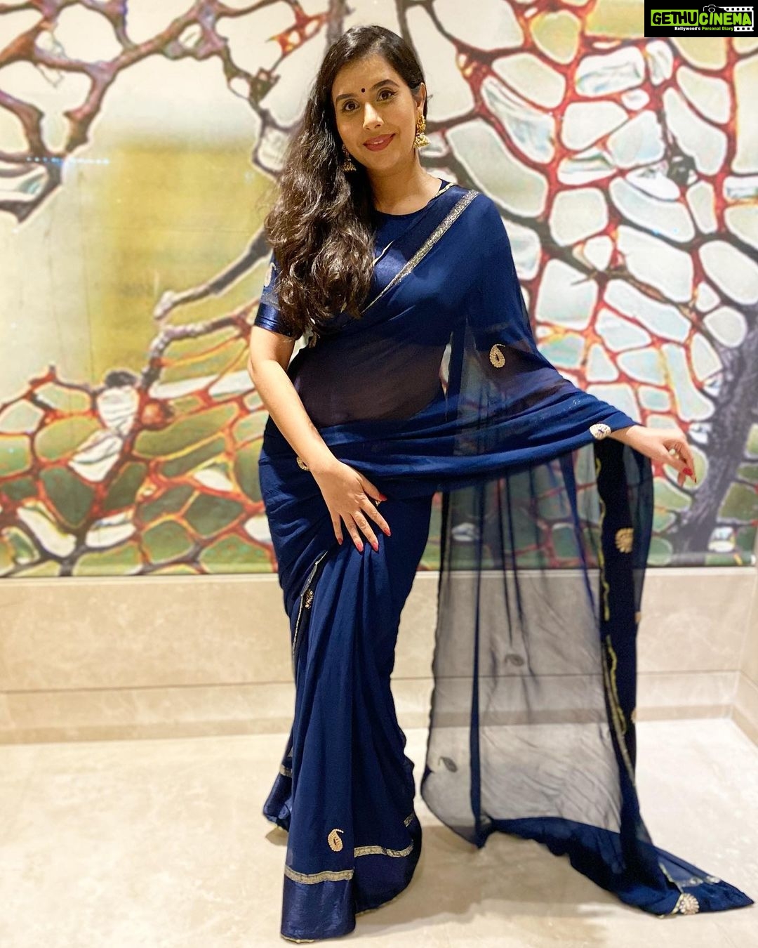 Charu Asopa Instagram - 💕. . . Clicked by husband Radisson Mumbai Goregaon