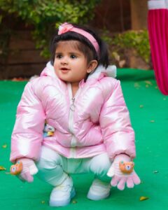 Charu Asopa Instagram - My little princess 👸