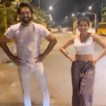 Charu Asopa Instagram - When your friend doesn’t wanna dance on the road🤣🤣🤣