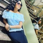 Chaya Singh Instagram - Stress doesn’t really go with my outfit😅 #ranjana #pooveunakkaga #suntv #style #chill #bts #clicked
