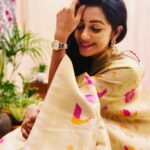 Chaya Singh Instagram - Beauty attracts the eyes but personality captures the heart. Stylish: @nithiyamogli Mua: @seenus_makeover Saree:#neerus #weekendvibes #eventattire #indowestern #stylish #makeuplooks #ootdindia #ootd