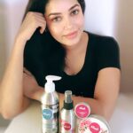 Chaya Singh Instagram - Vilvah Loved the texture and fragrance of all the products. @vilvah_ is going to be my go to store. #vilvahstore #skincare #haircare #myfavorite #beauty #promotionalproducts