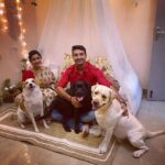 Chaya Singh Instagram – My family photo😀
#nationalpetday #petsofinstagram #petparent #doglovers #mybabies #throwback #life