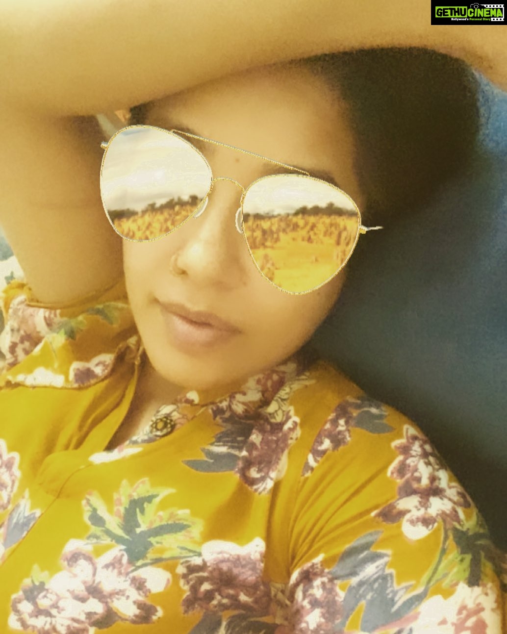 Chaya Singh Instagram - The way we experience the world around us is a direct reflection of the world within us💫