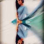 Chaya Singh Instagram - There is a calmness to life lived in gratitude. A quote joy😌 Saree : @renafashionz MUA: @sujithahairandmakeup Pic courtesy: @iamkrishna1881 Stylist: @nithiyamogli