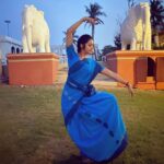 Chaya Singh Instagram – I dance to breathe ✨

#internationaldanceday #dance #passion
#indiandance #feelalive VGP Golden Beach Resort
