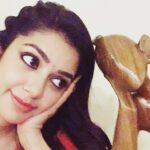 Chaya Singh Instagram - We are thinking 💭 wat to think 🤔 #thinking #wondering #funny #inbetweenshots #breaktime