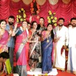 Chaya Singh Instagram - Yellarum sendha ore kondatam💃🏻 run kudumbam🤗 shakti ye romba miss panno 😭 #run #runserial #suntvserial #suntv #family #celebration #together #fun