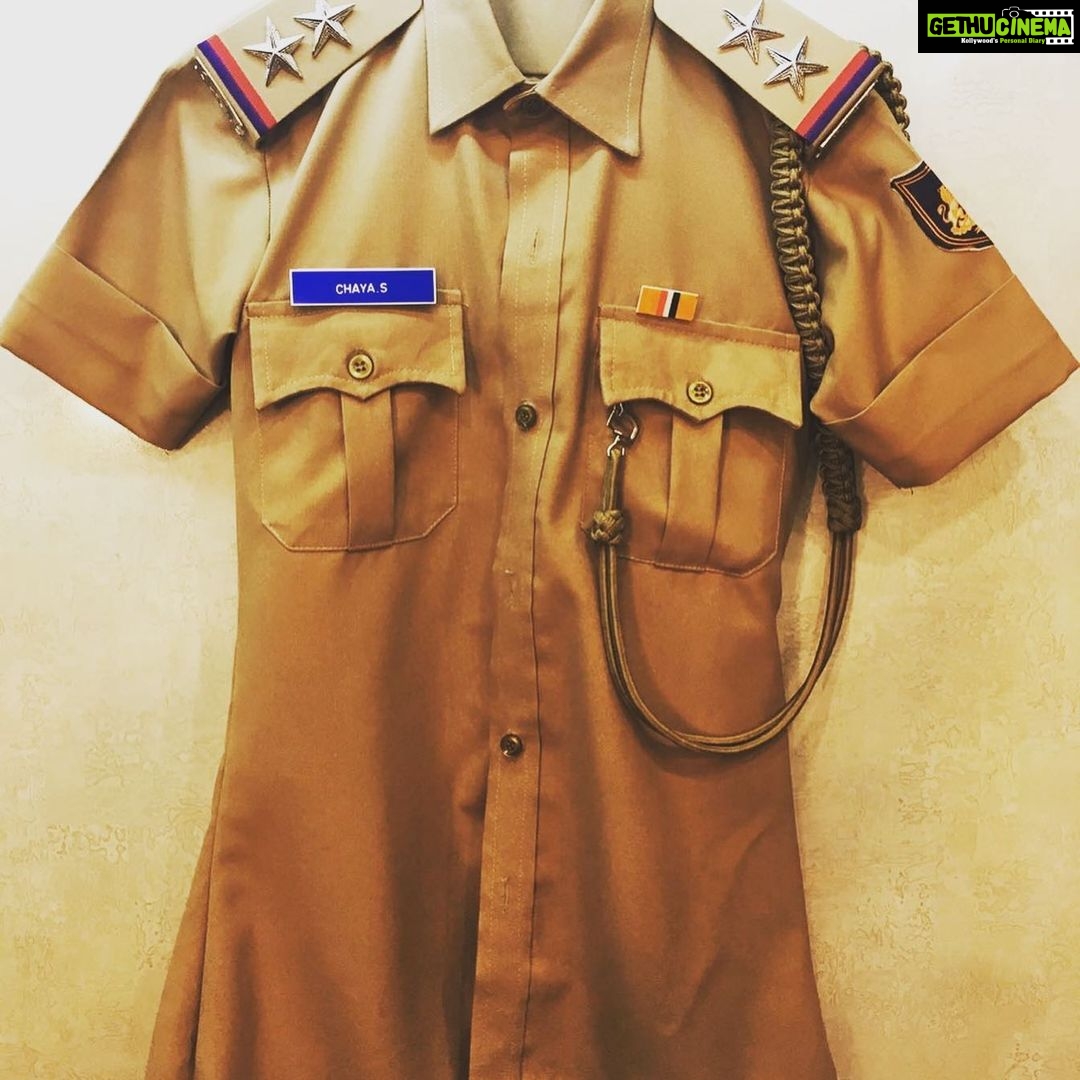 Chaya Singh Instagram - I hv held this back for quite some time now.. it’s time to let lose.. one of the challenging roles I essayed. Check out bio☝🏻 @naviin127 @iamkrishna1881 @tarunshivappa @chirusarja #khaki #cop #proud #challengingmyself