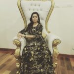 Chaya Singh Instagram - Don’t downgrade ur dream just to fit ur reality, upgrade ur conviction to match ur destiny. #mondaymotivation #dreambig #selflove #queen #conviction