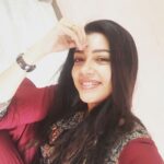 Chaya Singh Instagram - There is always a reason to smile, mine....it’s sunday😃 wats urs? #sundayfunday #smiles #joyous #positivevibes