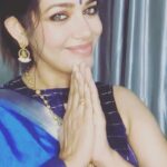 Chaya Singh Instagram - Happy Varmalakshmi to all… as well as happy weekend #festivevibes #weekendvibes #ethnicwear #westernwear #transition #trendingreels #fyp #instagram #lookoftheday
