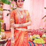 Chaya Singh Instagram - 🧡🧡🧡🧡 Outfit & styled by: @nithiyamogli and @rafiullah78 Jewellery: @supremeartjeweller Blouse : @anikshya_bridal_designers MUA: @makeoverbylokeshgowda Hairstylist: @samruddhimakeover #bridal #sponsored #shoot Bangalore, India