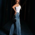Chetna Pande Instagram - They say don't look back, but sometimes it's important to see how far you've come🫰🏻 .. ok bye 👋 next level 🆙 #denim #basic #denimlook #fashion Dubai UAE