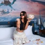 Chetna Pande Instagram - I'm ready for flip-flops, green grass, sunshine, blooming flowers, and birds singing weather 🧚🌻🍀 #new #wakeup #makeup #picoftheday #thought #fashion Hotel Indigo Dubai Downtown