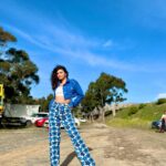 Daisy Shah Instagram - Sun is out n so are the daisies ☀️ . . . #khatronkekhiladi13 #kkk13 #southafrica #sunnymorning #grateful @colorstv . . Styled by: @stylebysaachivj Outfit: @shopmixt.in Team: @sanzimehta777 @stylewithmehak @styledbynikinagda