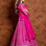 Daisy Shah Instagram - 3rd pic is my fav … aur aapka? . . . Wearing: @priyalprakashhouseofdesign 💎: @aquamarine_jewellery x @sangeetaboochra Mua: @bugsbunny_17 Hair: @shab_qureshi786 Styled by: @trishadjani 📸 : @shotbyhemanth . . . #latepost