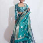 Daisy Shah Instagram - 🦚 . . . Styled by: @trishadjani in @warpnweftbysagrikarai 💎: @teejhindia Mua: @makeupbyvinod Hair: @shab_qureshi786 📸: @girish_rajput_photography
