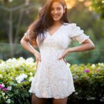 Daksha Nagarkar Instagram - Chustunna anni observe chestunna, swipe #dakshanagarkar #like #follow #likeforlikes #love #instagood #instagram #followforfollowback #memes #photooftheday #photography #bhfyp #instalike #l #instadaily #likeforfollow #picoftheday #fashion #beautiful #me #followers #smile #likeforlike #myself #followback #comedy #comment #followforfollow #telugumemes #memes😂