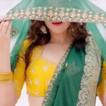 Darshana Banik Instagram – Had to make this #trendingreel on this #sweet #marathi song…

Thank you team. 

#reels #reelsinstagram #dance #traditional #ethnic #indian #baharalahamadhumas The Westin Kolkata Rajarhat