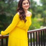Darshana Banik Instagram - Friday 💛 Ode to a bright sunny morning event😊 #sanandatilottoma #ABP #beautypageant #summer Club Verde