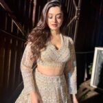Darshana Banik Instagram - Glimpses from yesterday’s show @therunwaystories What a beautiful show! Loved walking the ramp as the showstopper for @youveindia with the founder and the designer himself @nikhiljainoffcl Thank you Nikhil. Great job team👏🏻💓 @youveindia @rangoliindia @ranjhindia HMU- @meghna_make_up_artist Kolkata - The City of Joy