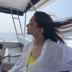 Deepika Padukone Instagram – A glimpse of what the past year has been like, at least on most days, and what I intend for it to be more of in the new year: Being Present.

May we all Thrive, Be Present and Live In Gratitude this year…

Happy New Year!❤️

PS: Here’s thanking each and every one of you for the birthday blessings.

🎥: @ranveersingh