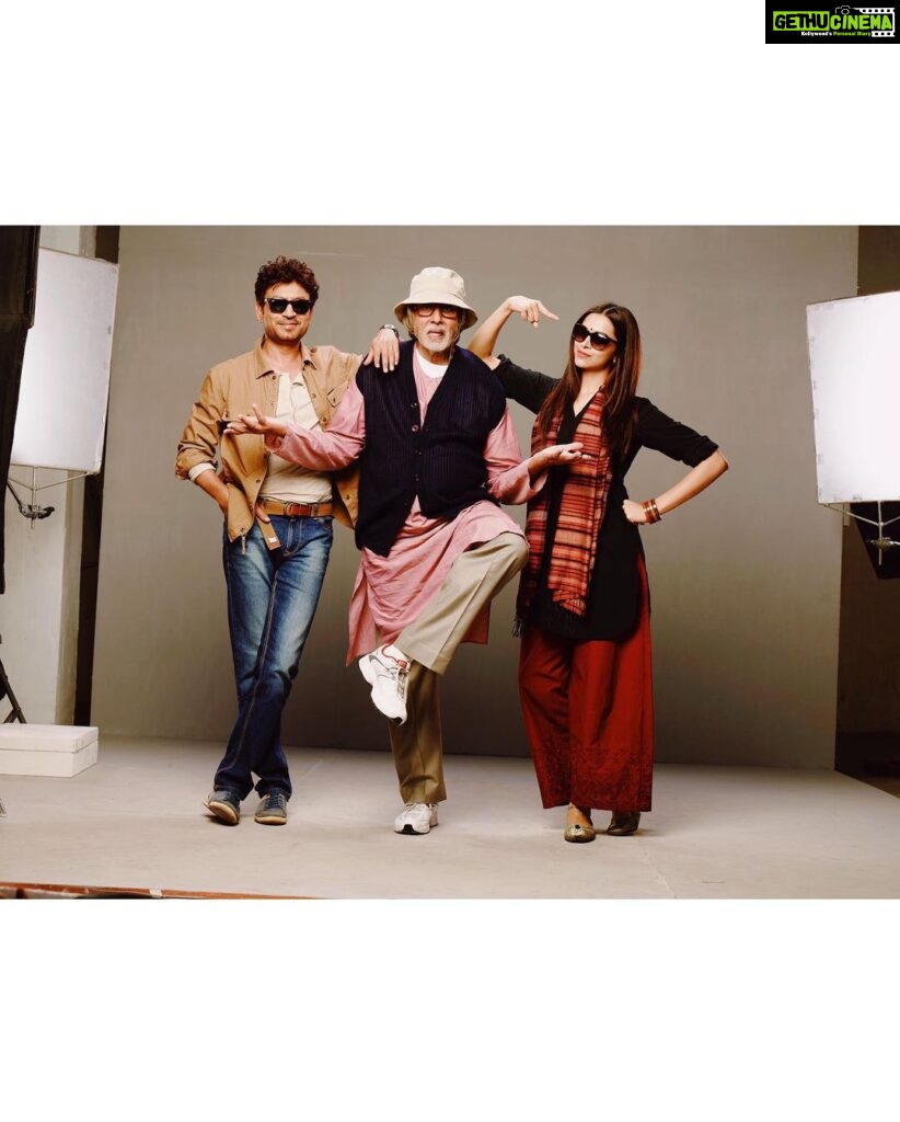 Deepika Padukone Instagram - It’s been 8 years since this gem of a movie released with these 2 very special people. And if I could relive this experience all over again, I’d do it in a heartbeat. @irrfan, I miss you! @amitabhbachchan , @sircarshoojit & @juhic3 I love you! To everyone who made this film possible, thank you for your energy. #Piku
