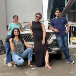 Deepshikha Nagpal Instagram - The royal raichands ❤️. Swag se karenge sab ka swagat . . #attitude #swag #love #bond #blessed #fun . @rishinakandhari @the_vandana_official @ramshankarsinghactor