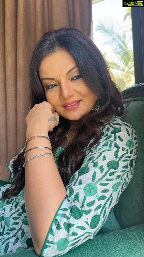 Deepshikha Nagpal Instagram - Everything has beauty, but not everyone sees it.” — .... . . #smile #beauty #trendingreels #reelsvideo #love #selflove #blessed