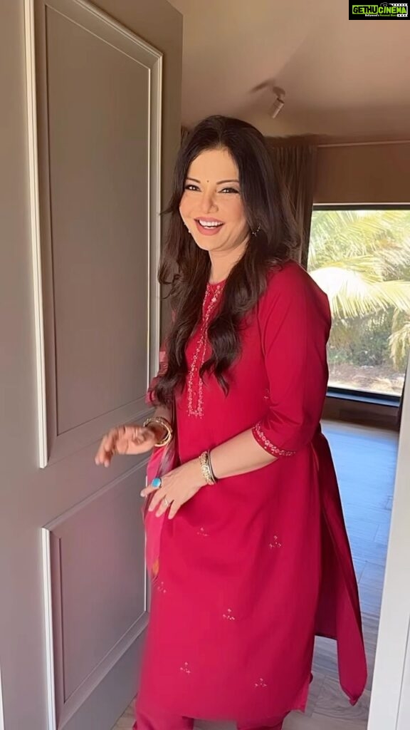Deepshikha Nagpal Instagram - This part of my life is called ….”peace”❤️. . . #peace #life #smile #trendingreels #happiness #blessed #love #selfcare #loveyourself