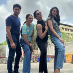 Deepshikha Nagpal Instagram - The royal raichands ❤️. Swag se karenge sab ka swagat . . #attitude #swag #love #bond #blessed #fun . @rishinakandhari @the_vandana_official @ramshankarsinghactor