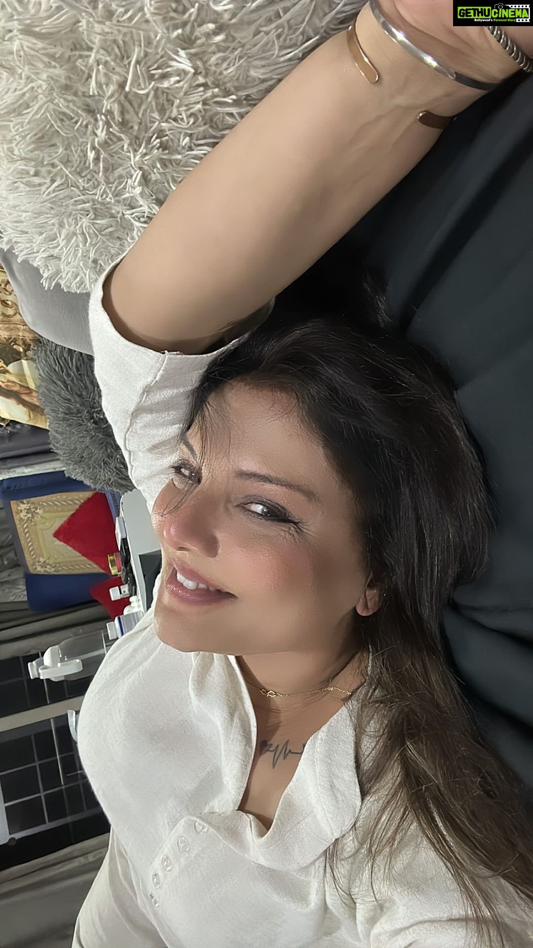 Deepshikha Nagpal Instagram - There’s no fear when you’re having fun.”. . . . #fun #attitude #smile #swag #trending #reelsinstagram